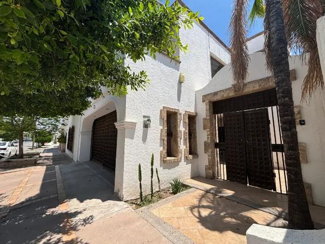 CASA EN VENTA EN TORREON JARDIN