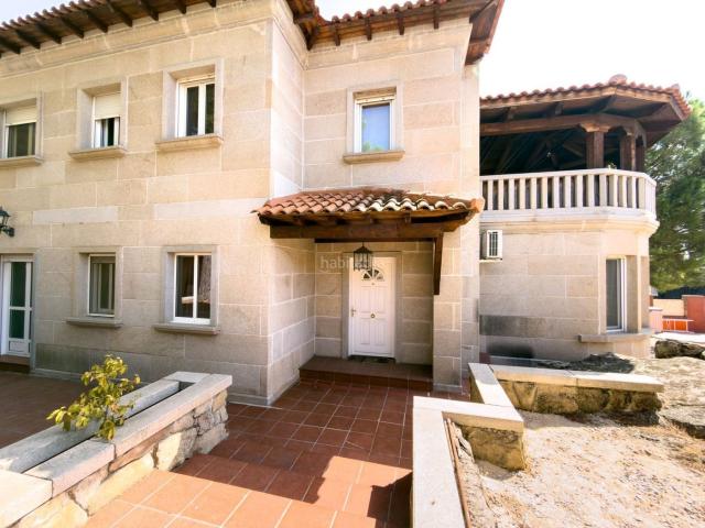 Casa en venta en Torrelodones, El Monte. Casas.