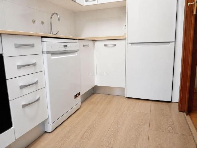 Casa en venta en Torrelavega, Cerezo Aspla Torres. EXCELENTE OPORTUNIDAD DE INVERSIÓN LOCAL DE HOSTELERÍA CON VIVIENDA INDEPENDIENTE. Casas.