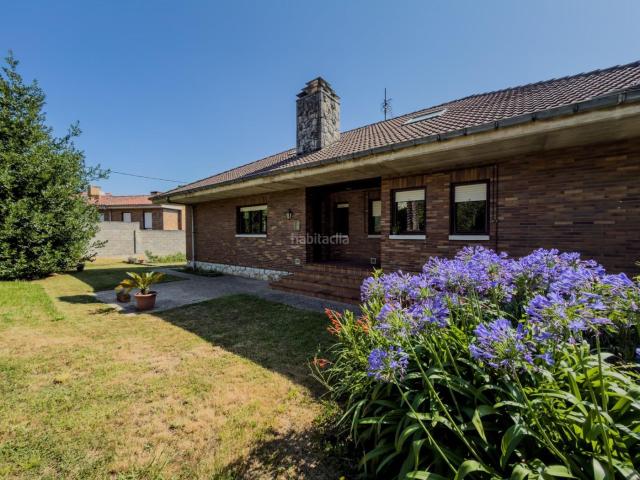 Casa en venta en Torrelavega, Cerezo Aspla Torres. VENTA DE CHALET EN TORRELAVEGA. Casas.