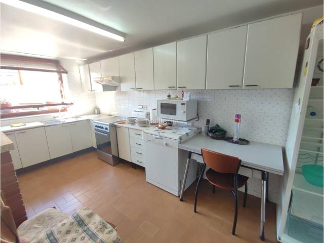 Casa en venta en Torrelavit. CASA CANTONERA A TORRELAVIT. Casas.