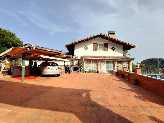 Casa en venta en Torrelles de Llobregat. EXCLUSIVA CASA EN TORRELLES. Casas Torrelles de.