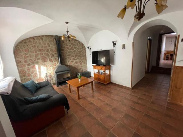 Casa en venta en Torrequemada. CASA REFORMADA EN TORREQUEMADA. Casas.