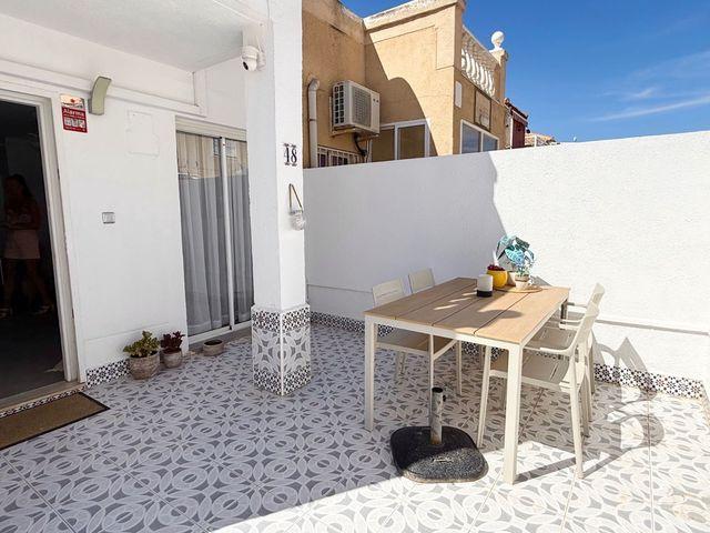 Casa en venta en Torrevieja, Alicante Costa Blanca