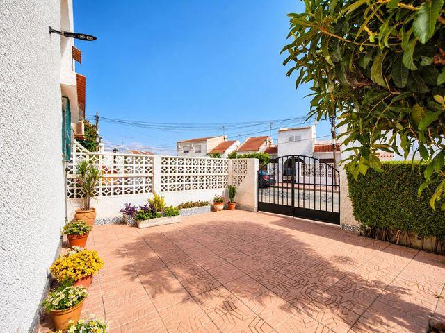 Casa en venta en Torrevieja, Alicante Costa Blanca