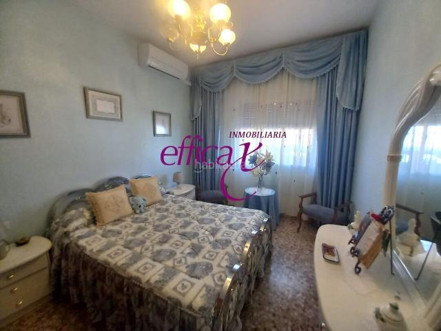 Casa en venta en Torrijos. Un hogar con espacio, encanto y muchas posibilidades en Torrijos. Casas.