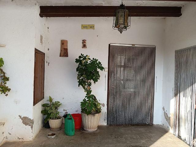 Chalet en venta en calle Dels Infants, Tortosa, de 420 m² 6 habitaciones por 212.000