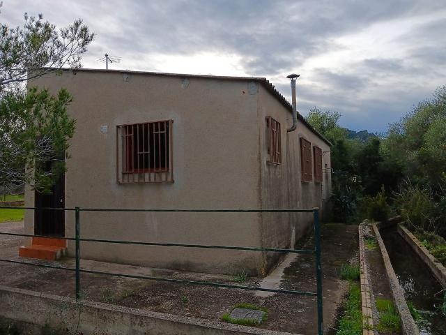 Chalet en venta en calle Dels Reguers, Tortosa, de 90 m² 3 habitaciones por 94.000