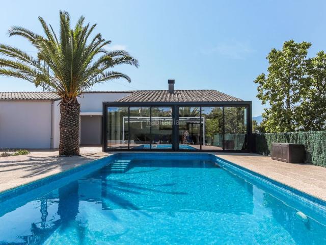 Casa en venta en Tortosa, Urbanitzacions Costa Dorada. Chalet en Tortosa, Cataluña, España. Casas.