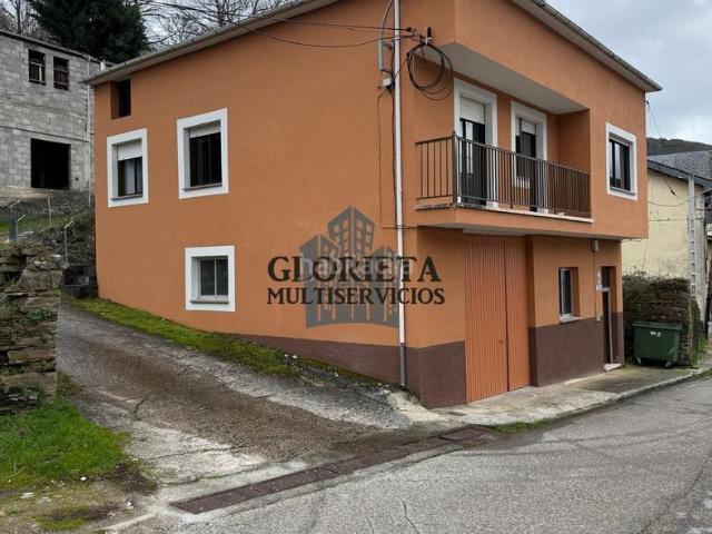 Casa en venta en Trabadelo. PRECIOSA CASA EN VENTA EN LAS INMEDIACIONES DE PONFERRADA!. Casas.