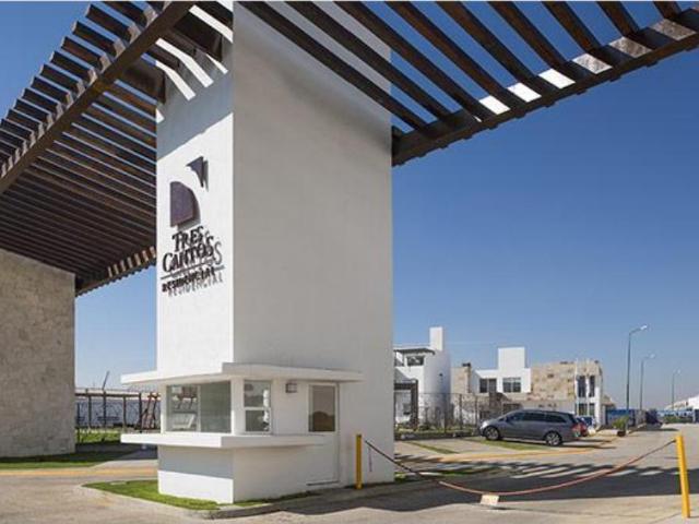 Casa en venta en Tres Cantos Residencial, Coronango, Puebla