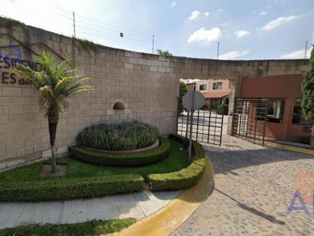 CASA EN VENTA EN TROJES DEL NORTE A UN PASO DE ARROYO EL MOLINO
