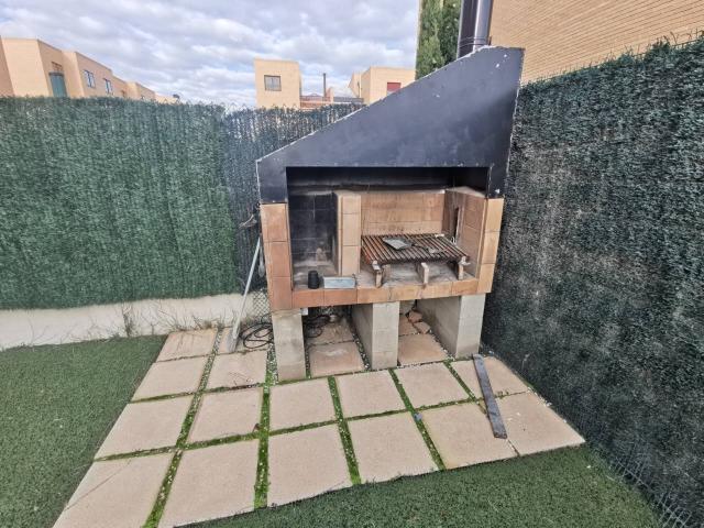 Casa en venta en Utebo 50180