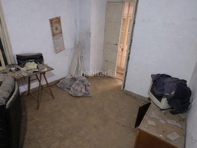 Casa en venta en Utrera, Centro. CASA PARA REFORMAR EN EL CENTRO!. Casas.