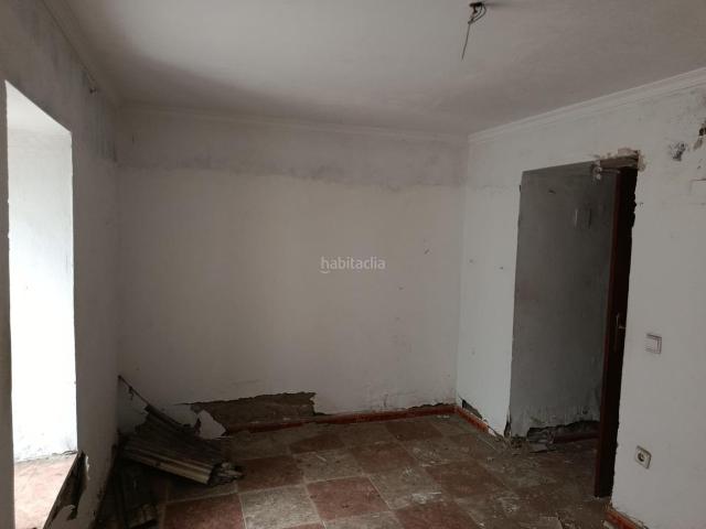 Casa en venta en Utrera, Centro. OPORTUNIDAD ÚNICA EN EL CORAZÓN DE UTRERA!. Casas.