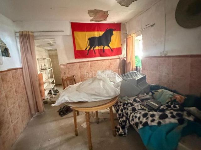 Casa en venta en Utrera, Centro. VIVIENDA PARA REFORMA O DERRIBO. Casas.