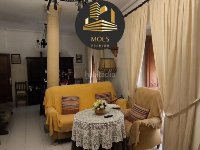Casa en venta en Úbeda. Casa en venta en Ubeda, 8 dormitorios. Casas.