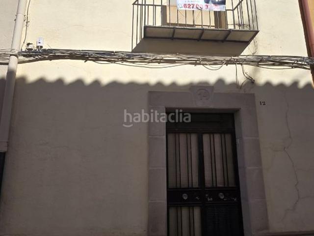Casa en venta en Úbeda. Casa para rehabilitar en una zona buena de la ciudad, cerca del centro. de 172m2 de parcela. Casas.