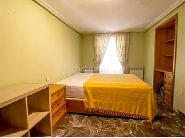 Casa en venta en Úbeda. ESTUPENDA CASA PARA REFORMAR ZONA IGLESIA DE SAN ISIDORO. Casas.