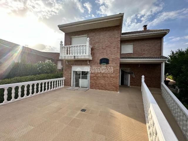 Casa en venta en Uceda. Casa en venta en Torrelaguna. Casas.