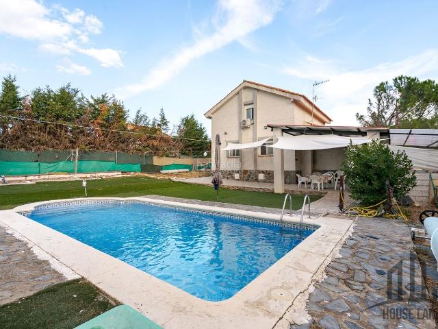 Casa en venta en Uceda. Casas.
