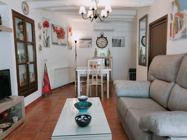 Casa en venta en Ugíjar. Preciosa casa en venta en Ugijar. Casas.