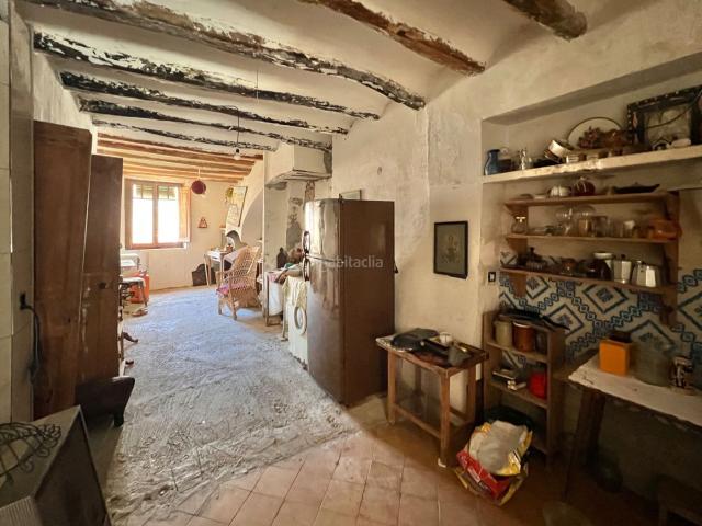 Casa en venta en Ulldemolins. CASA GRAN PER A REFORMAR AMB MOLTES POSSIBILITATS. Casas.