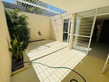 CASA EN VENTA EN UN NIVEL, LA CALMA, ZAPOPAN