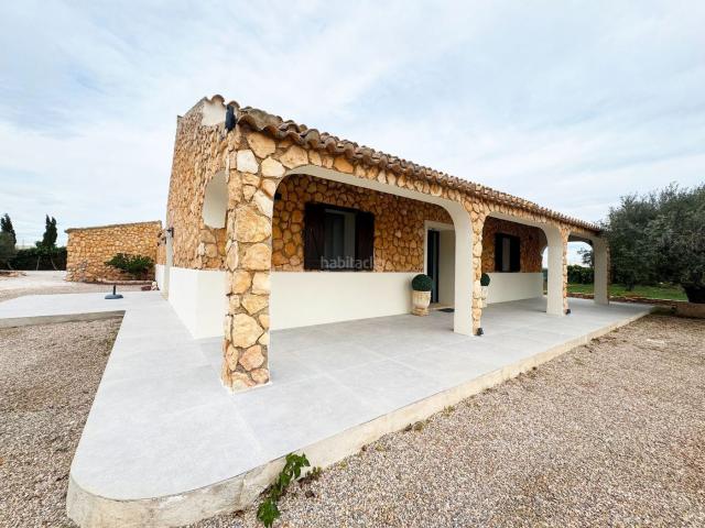 Casa en venta en San Pedro del Pinatar, San Pedro del Pinatar. Villa exclusiva con dos viviendas, piscina privada y parcela de más de 10.000 m en plena Costa Cálida. Casas San Pedro del.