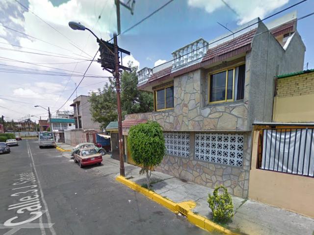 Casa en venta en Unidad Vicente Guerrero, Iztapalapa, Ciudad de México