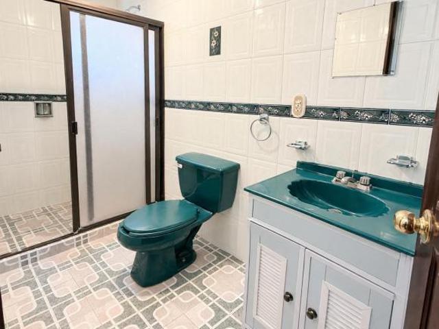 Casa en Venta en Unidad Habitacional Vicente Guerrero, Iztapalapa, Ciudad de México. 4