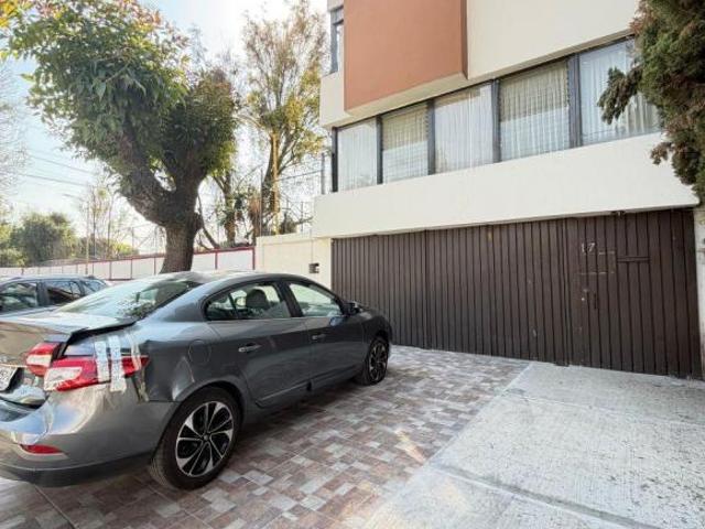 CASA EN VENTA EN UNIDAD MODELO, IZTAPALAPA