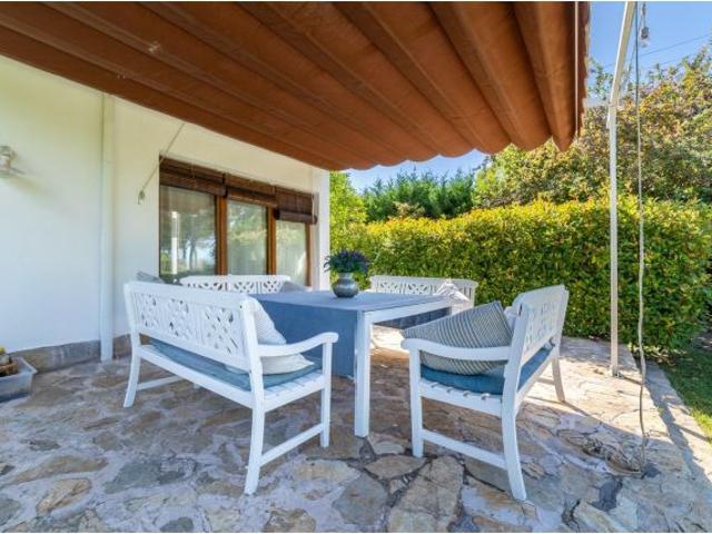 CASA EN VENTA EN URB. MONTEHERMOSO
