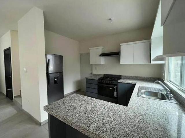 CASA EN VENTA EN URUAPAN, MICHOACAN