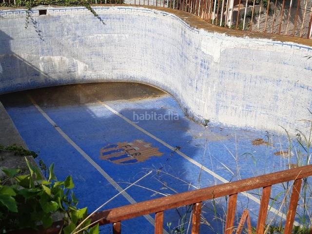 Casa en venta en Vacarisses. Casa aislada en zona muy tranquila. Casas.
