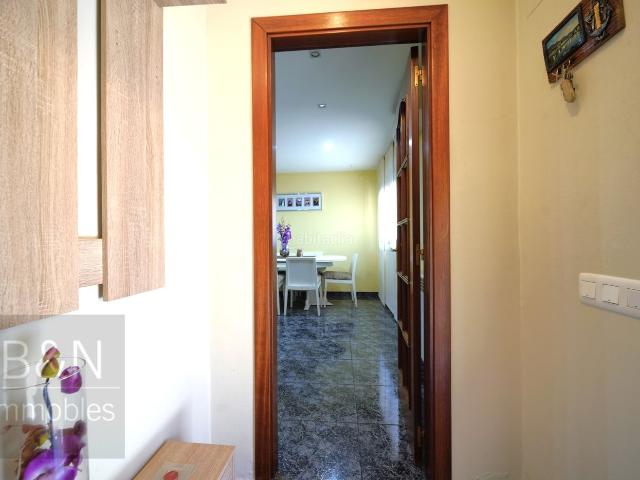 Casa en venta en Vacarisses. CASA EN PLENA NATURALEZA CON DOS VIVIENDAS INDEPENDIENTES, PISCINA Y VISTAS INFINITA. Casas.
