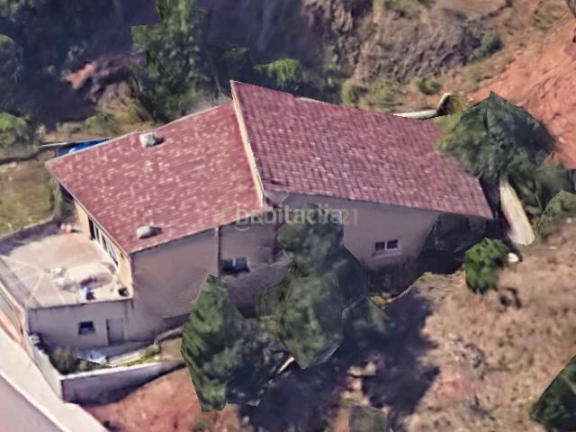 Casa en venta en Vacarisses. Casa independiente con garaje de gran capacidad y entorno natural en Vacarisses espacio, luz y privacidad en una ubicación estraté. Casas.