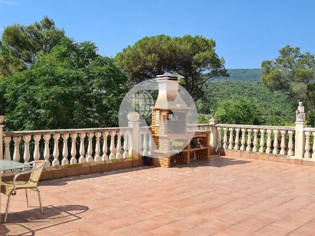 Casa en venta en Vacarisses. Encantadora Casa a Cuatro Vientos en Vacarisses, Ideal para Familias. Casas.