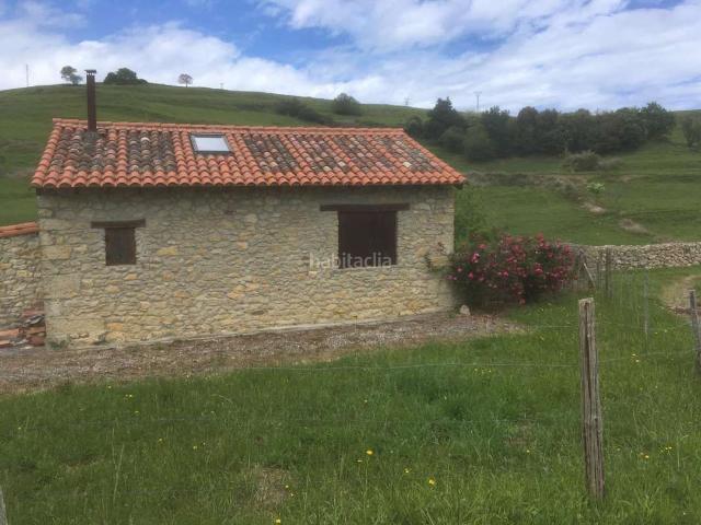 Casa en venta en Val de San Vicente. CABAÑA PIEDRA CON TERRENO PRÍO. Casas Val de San.