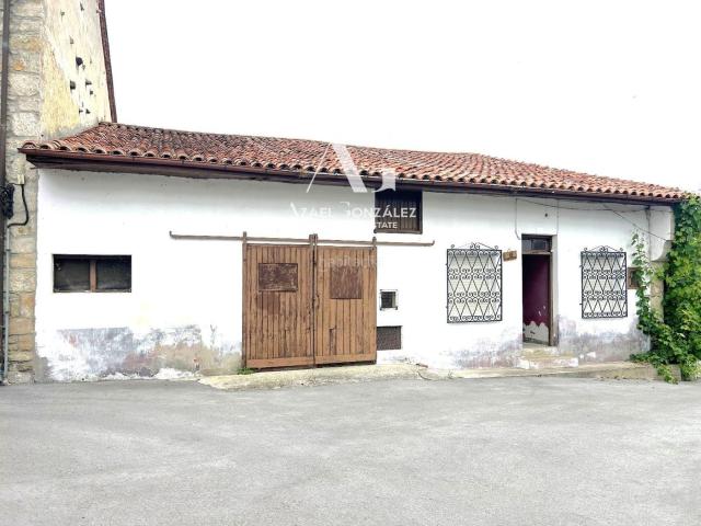 Casa en venta en Valdáliga. Casa con gran potencial en Vallines, Cantabria. Casas.