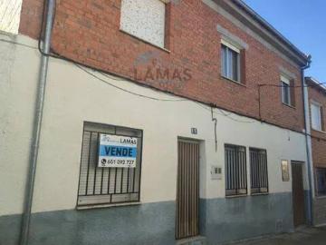 Casa en Venta en Valdelacasa de Tajo
