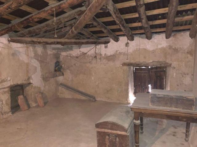 Casa en venta en Valdeltormo Teruel