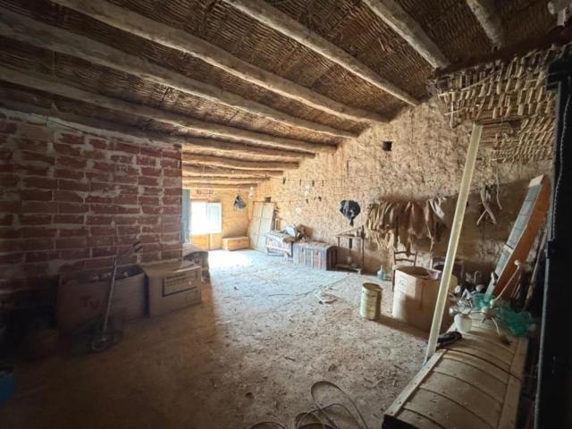 Casa en venta en Valdeltormo Teruel