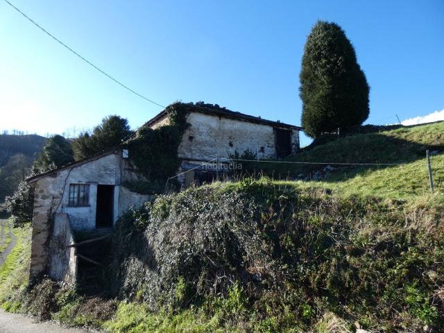 Casa en venta en Valdés. VENTA CASA PIEDRA FINCA DE 2600 M2. Casas.