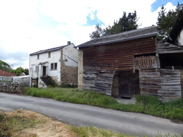 Casa en venta en Valdés. VENTA DE CONJUNTO DE CASAS DE PIEDRA Y FINCA DE 3.000 M2. Casas.