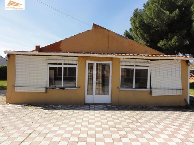 Casa en venta en Valdestillas. Casas.