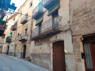 Casa en venta en Valderrobres, Teruel