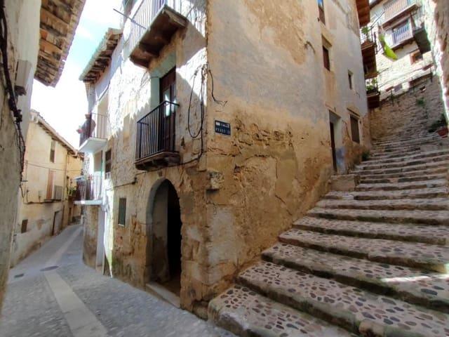 Casa en venta en Valderrobres, Teruel