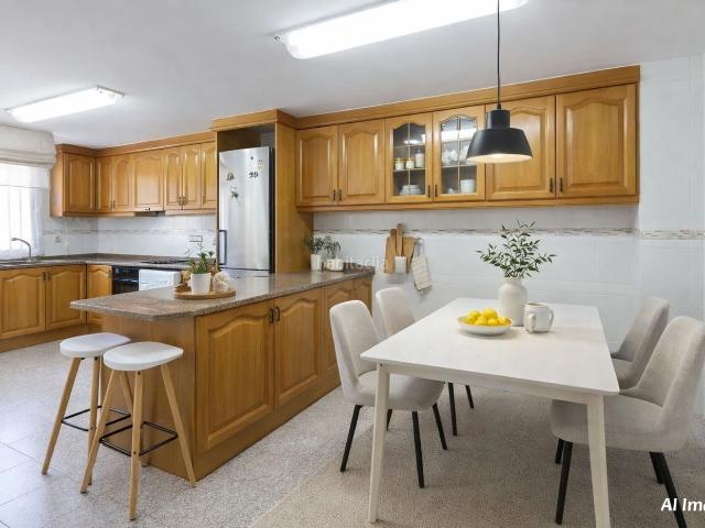 Casa en venta en Valencia, Benimàmet. ¡Estupenda Casa en Venta en Benimámet!. Casas.