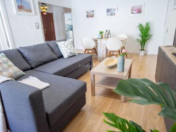 Casa en venta en Valencia, El Cabanyal El Canyamelar. Casa de 3 plantas con terraza en venta en el Cabanyal. Casas.